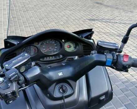Хонда Silver Wing 600, объемом двигателя 0.6 л и пробегом 0 тыс. км за 3300 $, фото 4 на Automoto.ua