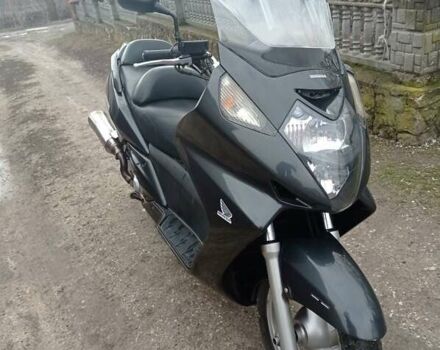 Серый Хонда Silver Wing 600, объемом двигателя 0 л и пробегом 32 тыс. км за 3100 $, фото 4 на Automoto.ua