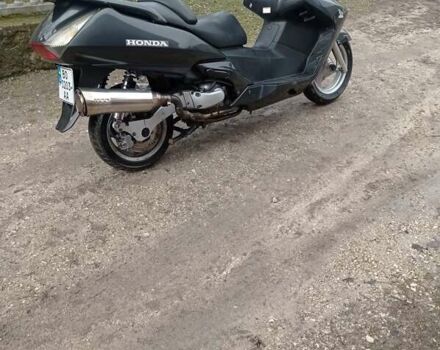 Серый Хонда Silver Wing 600, объемом двигателя 0 л и пробегом 32 тыс. км за 3100 $, фото 5 на Automoto.ua