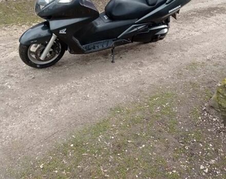 Серый Хонда Silver Wing 600, объемом двигателя 0 л и пробегом 32 тыс. км за 3100 $, фото 8 на Automoto.ua