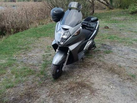 Серый Хонда Silver Wing 600, объемом двигателя 0.58 л и пробегом 78 тыс. км за 2600 $, фото 1 на Automoto.ua