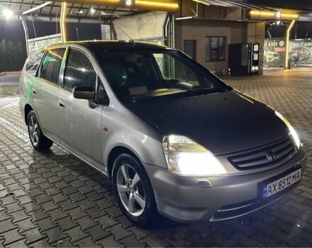 Бежевий Хонда Стрім, об'ємом двигуна 1.7 л та пробігом 260 тис. км за 3650 $, фото 1 на Automoto.ua