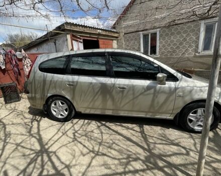 Сірий Хонда Стрім, об'ємом двигуна 2 л та пробігом 280 тис. км за 5000 $, фото 5 на Automoto.ua
