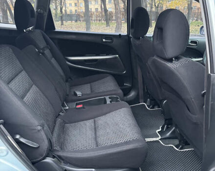 Сірий Хонда Стрім, об'ємом двигуна 2 л та пробігом 236 тис. км за 5499 $, фото 23 на Automoto.ua