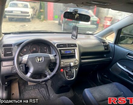 Серый Хонда Стрим, объемом двигателя 2 л и пробегом 350 тыс. км за 1850 $, фото 4 на Automoto.ua