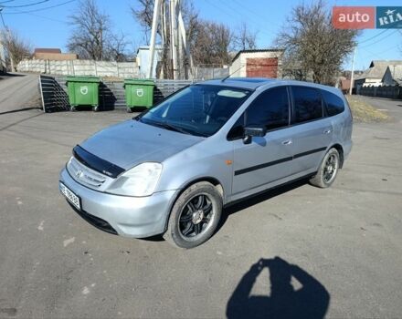 Серый Хонда Стрим, объемом двигателя 2 л и пробегом 563 тыс. км за 3500 $, фото 1 на Automoto.ua