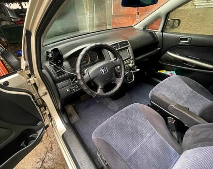 Серый Хонда Стрим, объемом двигателя 2 л и пробегом 270 тыс. км за 4900 $, фото 1 на Automoto.ua