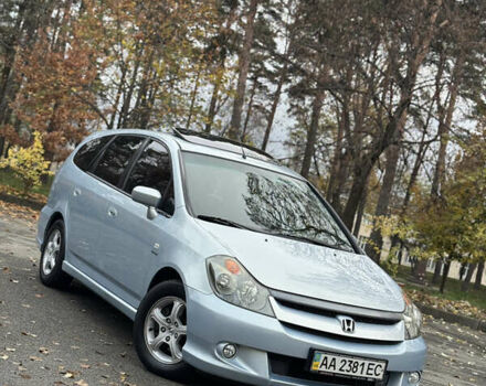 Сірий Хонда Стрім, об'ємом двигуна 2 л та пробігом 236 тис. км за 5499 $, фото 1 на Automoto.ua