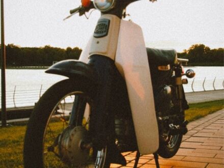 Хонда Super Cub 2012 в Киеве на Automoto.ua Хонда Super Cub, объемом двигателя 49 л и пробегом 0 тыс. км за 600 $, фото 1 на Automoto.ua