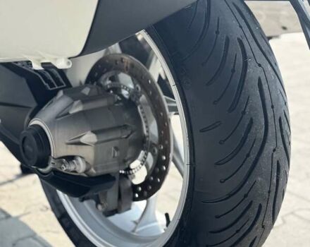 Белый Хонда VFR 1200F, объемом двигателя 1.2 л и пробегом 39 тыс. км за 8999 $, фото 19 на Automoto.ua