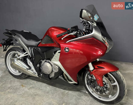 Хонда VFR 1200F, объемом двигателя 1.1 л и пробегом 34 тыс. км за 7900 $, фото 3 на Automoto.ua