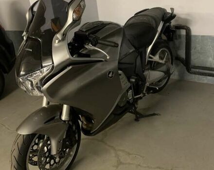 Хонда VFR 1200F, объемом двигателя 0 л и пробегом 36 тыс. км за 9200 $, фото 7 на Automoto.ua