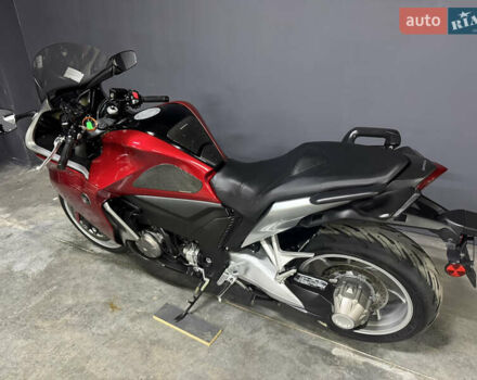 Хонда VFR 1200F, объемом двигателя 1.1 л и пробегом 34 тыс. км за 7900 $, фото 11 на Automoto.ua