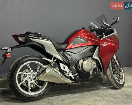 Хонда VFR 1200F, объемом двигателя 1.1 л и пробегом 34 тыс. км за 7900 $, фото 2 на Automoto.ua