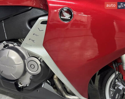 Хонда VFR 1200F, объемом двигателя 1.1 л и пробегом 34 тыс. км за 7900 $, фото 18 на Automoto.ua