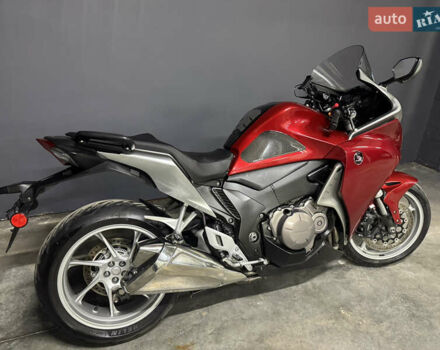 Хонда VFR 1200F, объемом двигателя 1.1 л и пробегом 34 тыс. км за 7900 $, фото 5 на Automoto.ua