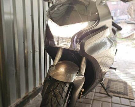 Хонда VFR 1200F, объемом двигателя 1.24 л и пробегом 4 тыс. км за 11000 $, фото 1 на Automoto.ua