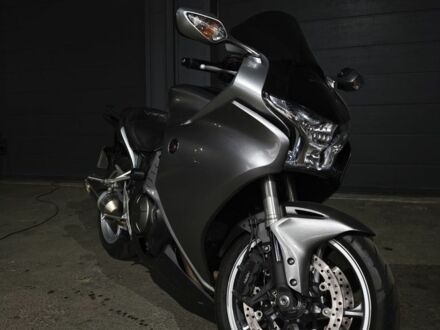 Хонда VFR 1200F, об'ємом двигуна 1.2 л та пробігом 0 тис. км за 8500 $, фото 1 на Automoto.ua