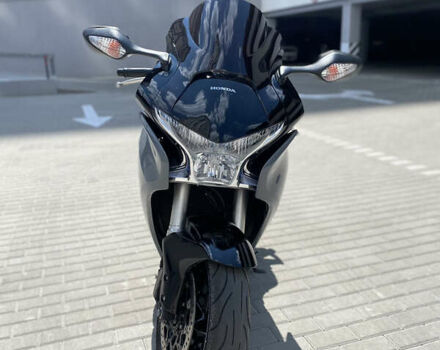 Серый Хонда VFR 1200F, объемом двигателя 1.2 л и пробегом 31 тыс. км за 8200 $, фото 3 на Automoto.ua