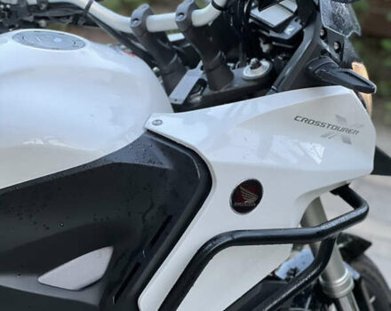 Белый Хонда VFR 1200X Crosstourer, объемом двигателя 1.2 л и пробегом 33 тыс. км за 11000 $, фото 5 на Automoto.ua