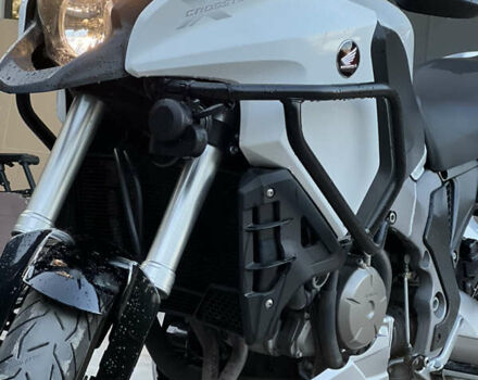 Белый Хонда VFR 1200X Crosstourer, объемом двигателя 1.2 л и пробегом 33 тыс. км за 11000 $, фото 7 на Automoto.ua