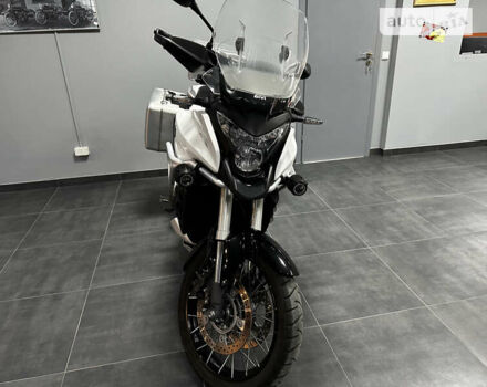 Білий Хонда VFR 1200X Crosstourer, об'ємом двигуна 1.24 л та пробігом 28 тис. км за 11300 $, фото 10 на Automoto.ua