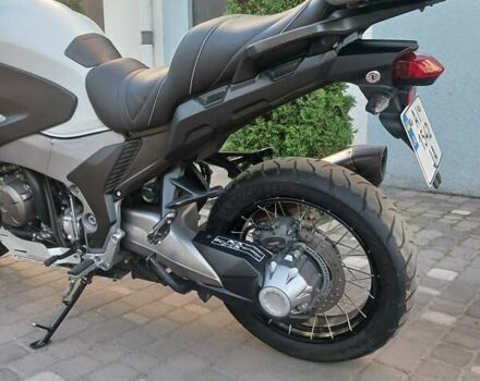 Белый Хонда VFR 1200X Crosstourer, объемом двигателя 0 л и пробегом 39 тыс. км за 11500 $, фото 4 на Automoto.ua
