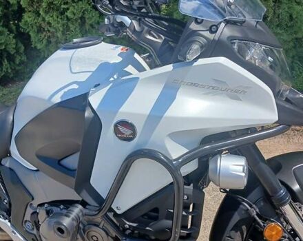 Белый Хонда VFR 1200X Crosstourer, объемом двигателя 0 л и пробегом 39 тыс. км за 11500 $, фото 6 на Automoto.ua