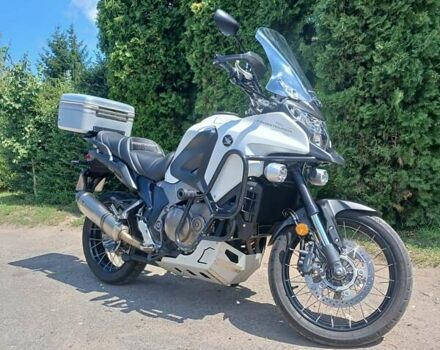 Белый Хонда VFR 1200X Crosstourer, объемом двигателя 0 л и пробегом 39 тыс. км за 11500 $, фото 5 на Automoto.ua