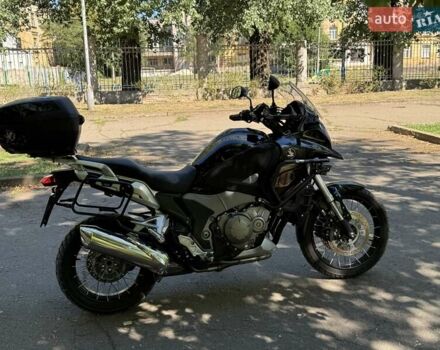 Серый Хонда VFR 1200X Crosstourer, объемом двигателя 1.24 л и пробегом 27 тыс. км за 12300 $, фото 3 на Automoto.ua