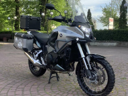 Хонда VFR 1200X Crosstourer 2012 у Вінниці на Automoto.ua Сірий Хонда VFR 1200X Crosstourer, об'ємом двигуна 1.24 л та пробігом 54 тис. км за 10900 $, фото 1 на Automoto.ua