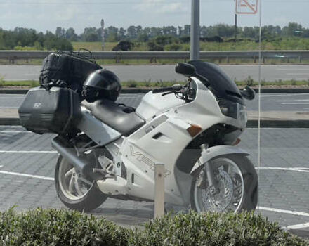 Білий Хонда VFR 750F, об'ємом двигуна 0.75 л та пробігом 90 тис. км за 3800 $, фото 6 на Automoto.ua