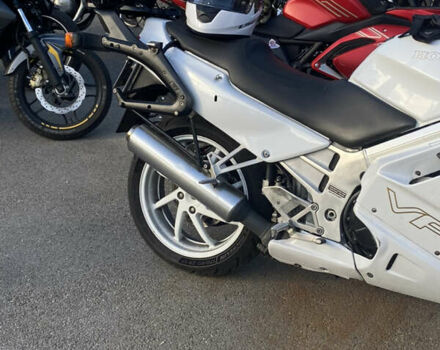 Білий Хонда VFR 750F, об'ємом двигуна 0.75 л та пробігом 90 тис. км за 3800 $, фото 9 на Automoto.ua