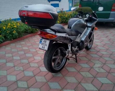 Хонда VFR 800, объемом двигателя 0.8 л и пробегом 67 тыс. км за 3800 $, фото 6 на Automoto.ua