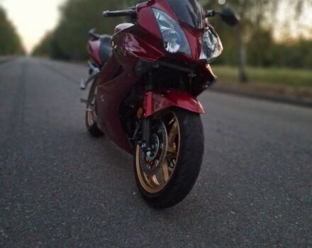 Хонда VFR 800, объемом двигателя 0.8 л и пробегом 0 тыс. км за 7500 $, фото 2 на Automoto.ua