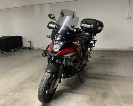 Красный Хонда VFR 800X Crossrunner, объемом двигателя 0.78 л и пробегом 50 тыс. км за 9000 $, фото 2 на Automoto.ua