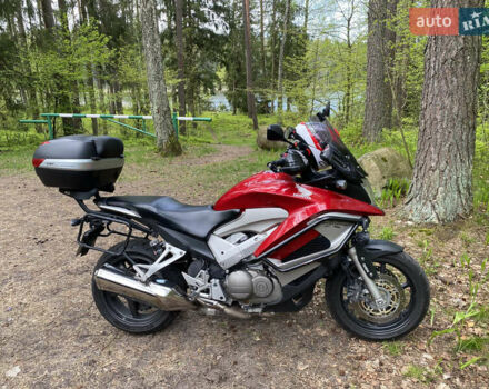 Красный Хонда VFR 800X Crossrunner, объемом двигателя 0.78 л и пробегом 50 тыс. км за 9000 $, фото 22 на Automoto.ua