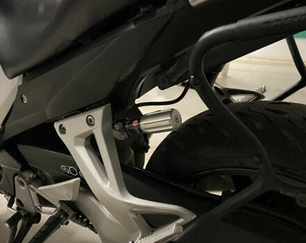 Красный Хонда VFR 800X Crossrunner, объемом двигателя 0.78 л и пробегом 50 тыс. км за 9000 $, фото 8 на Automoto.ua