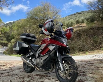 Красный Хонда VFR 800X Crossrunner, объемом двигателя 0.78 л и пробегом 50 тыс. км за 9000 $, фото 25 на Automoto.ua