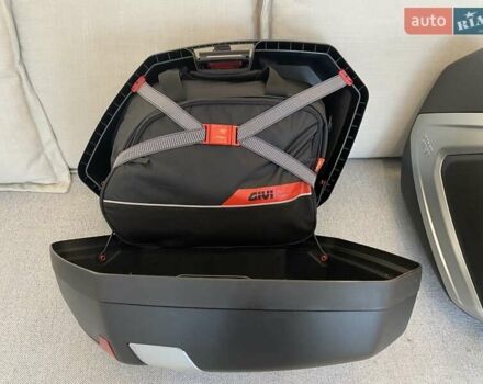 Красный Хонда VFR 800X Crossrunner, объемом двигателя 0.78 л и пробегом 50 тыс. км за 9000 $, фото 12 на Automoto.ua