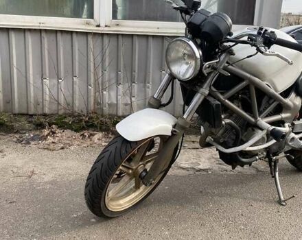 Білий Хонда VTR 250, об'ємом двигуна 0.25 л та пробігом 62 тис. км за 2900 $, фото 5 на Automoto.ua