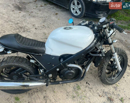 Хонда VTR 250, объемом двигателя 0 л и пробегом 50 тыс. км за 1750 $, фото 2 на Automoto.ua