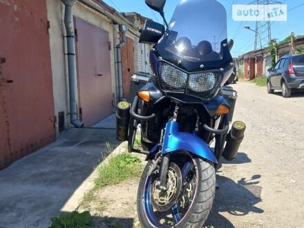 Хонда Varadero 1000 1999 в Запорожье на Automoto.ua Синий Хонда Varadero 1000, объемом двигателя 1 л и пробегом 73 тыс. км за 2500 $, фото 1 на Automoto.ua