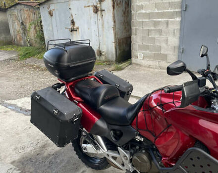 Червоний Хонда XL 1000V Varadero, об'ємом двигуна 1 л та пробігом 60 тис. км за 3990 $, фото 13 на Automoto.ua