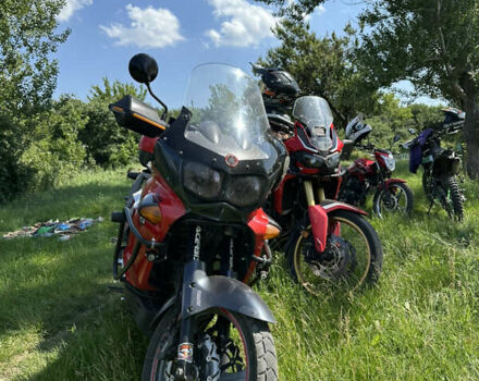 Червоний Хонда XL 1000V Varadero, об'ємом двигуна 1 л та пробігом 115 тис. км за 3500 $, фото 6 на Automoto.ua
