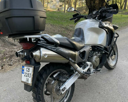 Хонда XL 1000V Varadero, объемом двигателя 1 л и пробегом 78 тыс. км за 4350 $, фото 6 на Automoto.ua