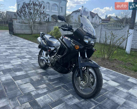 Хонда XL 1000V Varadero, объемом двигателя 1 л и пробегом 48 тыс. км за 4700 $, фото 5 на Automoto.ua