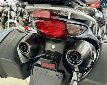 Хонда XL 1000V Varadero, об'ємом двигуна 1 л та пробігом 48 тис. км за 6999 $, фото 3 на Automoto.ua