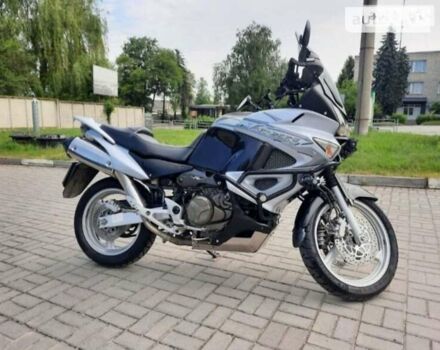 Хонда XL 1000V Varadero, объемом двигателя 0 л и пробегом 26 тыс. км за 6300 $, фото 5 на Automoto.ua