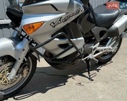 Серый Хонда XL 1000V Varadero, объемом двигателя 1 л и пробегом 63 тыс. км за 5800 $, фото 7 на Automoto.ua